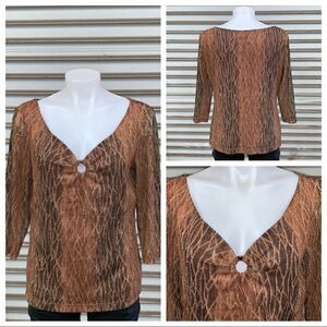 Chico’s size 1 (small) top great autumn colors